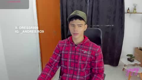 Snapshot of sebascuterouss chatting on June 2026 01:53:02 PM sebas 3 online show from June 2026 01:53:02 PM