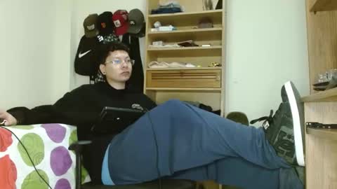 Sebas online show from February 2025 04:28:02 AM