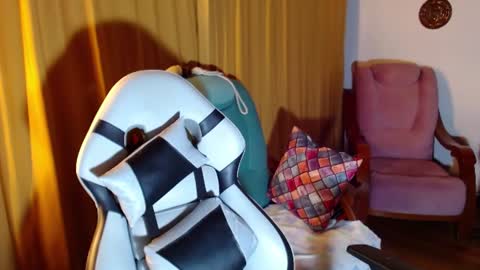 Snapshot of sebastian_025 chatting on June 2026 09:40:01 AM Sebastian online show from June 2026 09:40:01 AM