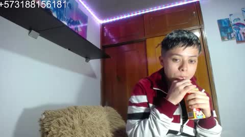 Snapshot of sebastian_posse chatting on March 2026 04:07:02 AM Myystiic online show from March 2026 04:07:02 AM