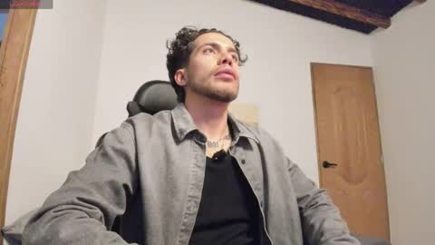 Lucian Sinclair online show from May 2026 09:05:02 PM