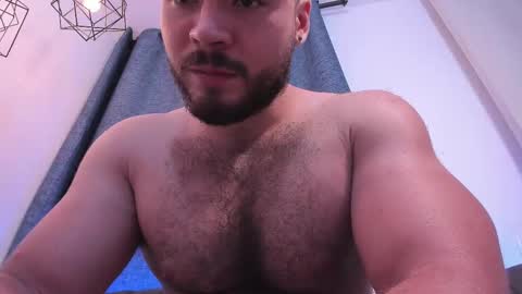 Instagram jeanpaulfit  online show from February 2025 02:07:02 AM