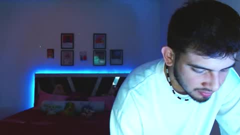 Snapshot of sebasxxl12 chatting on March 2026 01:44:02 AM Sebas online show from March 2026 01:44:02 AM