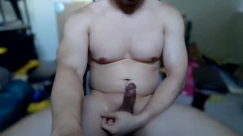 Snapshot of sebbohk chatting on April 2026 01:00:01 AM Sebbo online show from April 2026 01:00:01 AM