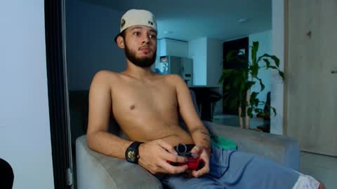 ryan miller online show from September 2025 03:39:02 AM