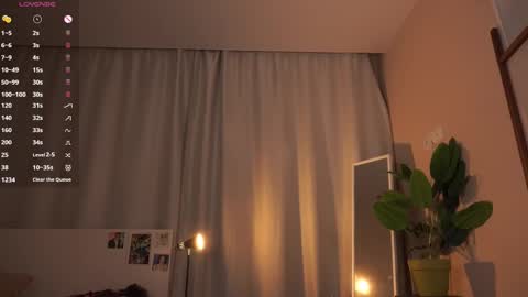 Snapshot of second_aid chatting on November 2025 04:38:02 PM Brenda online show from November 2025 04:38:02 PM