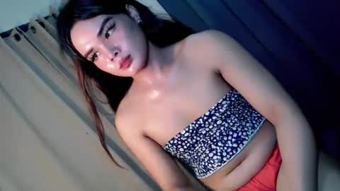 Snapshot of secret_affair18 chatting on October 2025 02:50:01 PM kwen online show from October 2025 02:50:01 PM