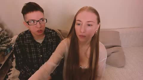 Amanda and  pair in a real life we love each other but can play with you online show from January 2026 05:50:01 PM