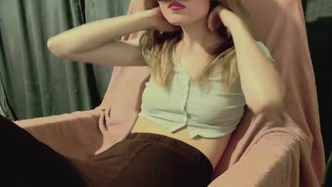 Snapshot of secretanni chatting on October 2025 01:50:02 AM Anni online show from October 2025 01:50:02 AM