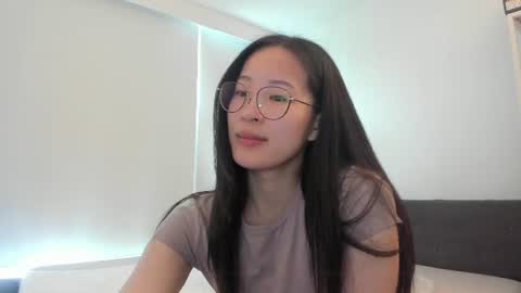Angela online show from June 2026 07:23:02 PM
