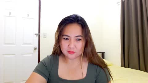 Snapshot of secretlover010101 chatting on December 2024 02:12:01 AM MILAN online show from December 2024 02:12:01 AM