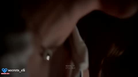 Snapshot of secrets_eli chatting on November 2025 04:35:01 PM Eliz online show from November 2025 04:35:01 PM