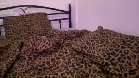 Snapshot of secretxsiren chatting on April 2026 06:16:02 AM Aria online show from April 2026 06:16:02 AM