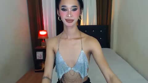 Snapshot of seductive_ashly chatting on May 2026 02:11:01 PM ashly online show from May 2026 02:11:01 PM