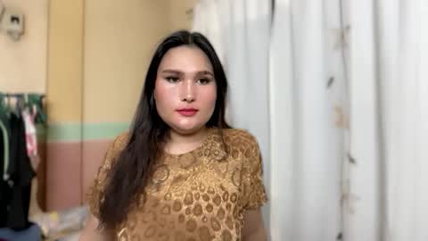 Snapshot of seductive_housewife chatting on April 2026 01:42:02 PM seductive_housewife online show from April 2026 01:42:02 PM