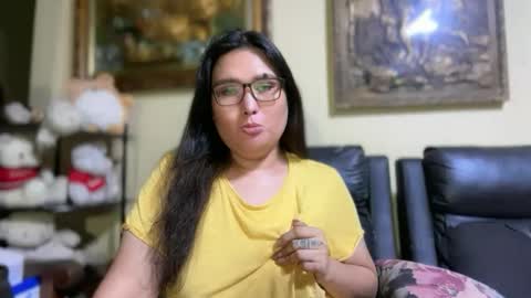 Snapshot of seductive_housewife chatting on April 2026 02:22:01 PM seductive_housewife online show from April 2026 02:22:01 PM