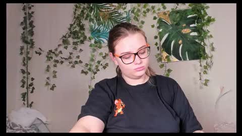 seductive_she_wolf online show from October 2025 12:49:02 PM