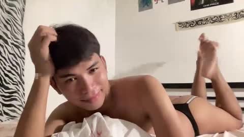 Snapshot of seductive_william chatting on February 2025 04:10:01 PM William online show from February 2025 04:10:01 PM