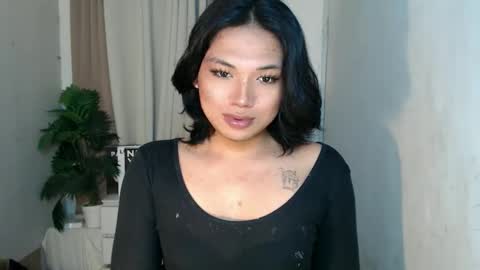 Snapshot of seductivedeluxe69 chatting on May 2026 07:13:01 AM Deluxe online show from May 2026 07:13:01 AM