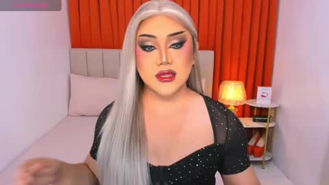 Natalie Mefford online show from March 2025 08:44:02 PM