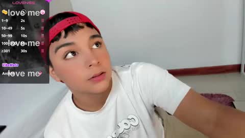 seductivo online show from February 2025 03:19:01 AM