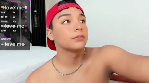 seductivo online show from February 2025 06:21:01 AM