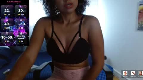 Snapshot of seductress_malia chatting on May 2026 09:09:02 PM seductress_malia online show from May 2026 09:09:02 PM