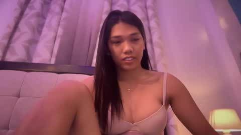 Snapshot of seductress_ph chatting on October 2025 12:50:01 PM sara online show from October 2025 12:50:01 PM