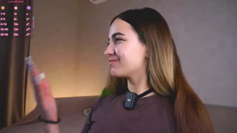 Snapshot of seeeyoubaby chatting on October 2025 04:41:01 PM Slavia online show from October 2025 04:41:01 PM