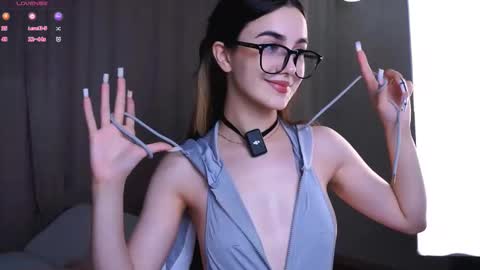 Snapshot of seeeyoubaby chatting on October 2025 01:01:02 PM Slavia online show from October 2025 01:01:02 PM