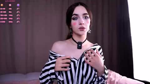 Snapshot of seeeyoubaby chatting on October 2025 01:23:02 PM Slavia online show from October 2025 01:23:02 PM