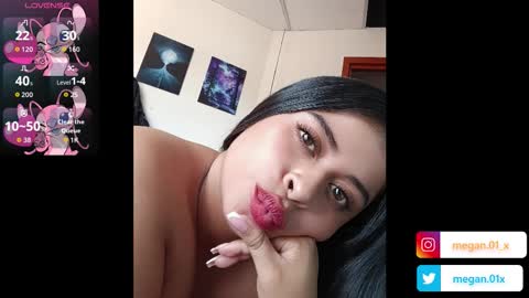 seelena_f online show from November 2025 10:59:01 AM