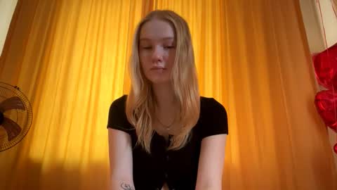 Kristie online show from March 2026 12:19:01 AM