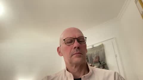Snapshot of seethebigpicture chatting on May 2026 10:26:02 PM seethebigpicture online show from May 2026 10:26:02 PM