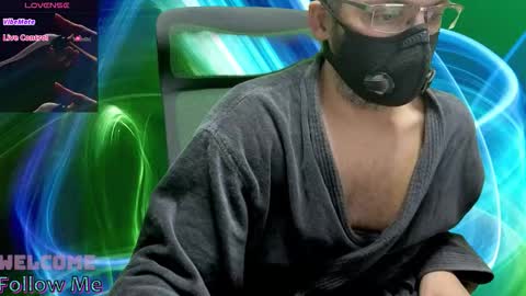 Snapshot of seewolf1000 chatting on November 2025 08:17:02 AM seewolf1000 online show from November 2025 08:17:02 AM