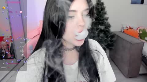 Snapshot of selena___cute chatting on January 2025 08:03:01 AM Selena online show from January 2025 08:03:01 AM