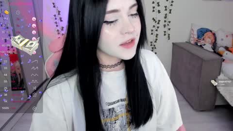 Snapshot of selena___cute chatting on January 2025 05:04:02 AM Selena online show from January 2025 05:04:02 AM