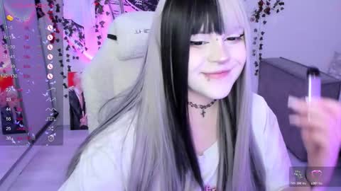 Snapshot of selena___cute chatting on November 2025 12:05:02 PM Selena online show from November 2025 12:05:02 PM