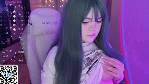 Snapshot of selena___cute chatting on April 2026 05:41:01 AM Selena online show from April 2026 05:41:01 AM