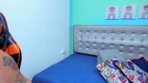 Snapshot of selena_castillo chatting on January 2025 09:47:02 PM Selena online show from January 2025 09:47:02 PM