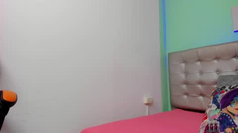 Snapshot of selena_castillo chatting on January 2025 03:59:01 AM Selena online show from January 2025 03:59:01 AM