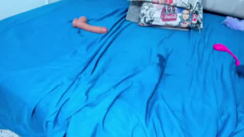 Snapshot of selena_castillo chatting on February 2025 10:04:01 AM Selena online show from February 2025 10:04:01 AM