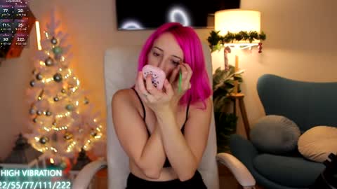 Snapshot of selena_lily chatting on December 2024 06:54:01 AM Selena Lily online show from December 2024 06:54:01 AM