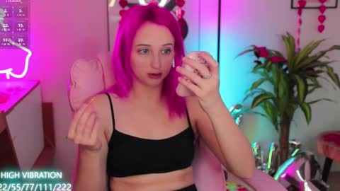 Snapshot of selena_lily chatting on February 2025 10:28:01 AM Selena Lily online show from February 2025 10:28:01 AM