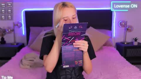 Snapshot of selena_lily chatting on September 2025 05:53:02 AM Selena Lily online show from September 2025 05:53:02 AM