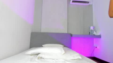 Snapshot of selena_monroy chatting on September 2025 10:59:01 AM Selena online show from September 2025 10:59:01 AM