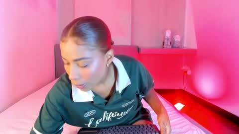 Snapshot of selena_monroy chatting on September 2025 10:31:01 AM Selena online show from September 2025 10:31:01 AM