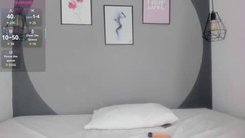 Snapshot of selena_monroy chatting on September 2025 11:04:01 AM Selena online show from September 2025 11:04:01 AM