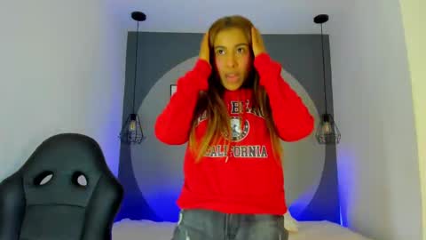 Snapshot of selena_monroy chatting on October 2025 11:33:02 AM Selena online show from October 2025 11:33:02 AM