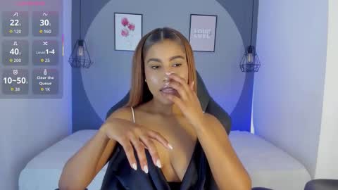 Snapshot of selena_monroy chatting on October 2025 11:23:02 AM Selena online show from October 2025 11:23:02 AM